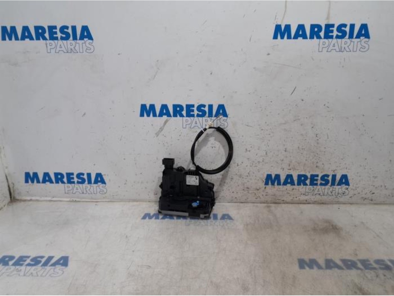 Fiat - Punto - Front door lock mechanism 4-door, right