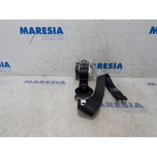 Renault - Twingo - Sicherheitsgurt links hinten