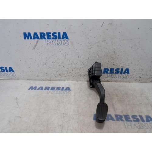 Fiat - 500 - Throttle pedal position sensor