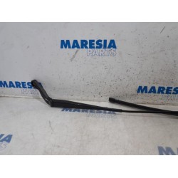 Peugeot - Boxer - Front wiper arm