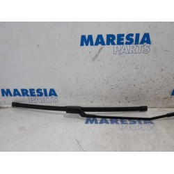 Peugeot - Boxer - Front wiper arm