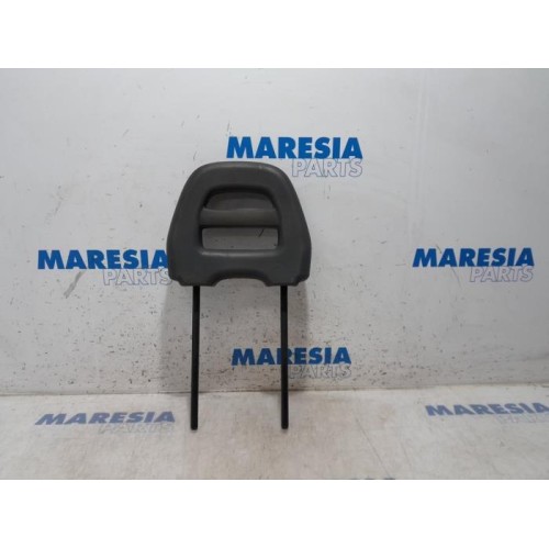 Peugeot - Boxer - Headrest