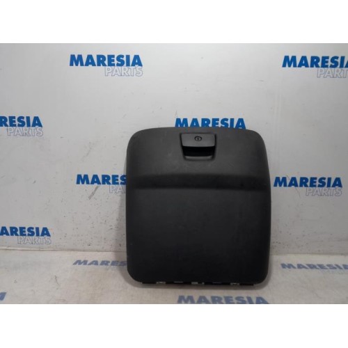 Peugeot - Boxer - Glovebox