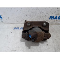 Renault - Twingo - Front brake calliper, right