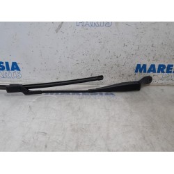 Renault - Twingo - Front wiper arm