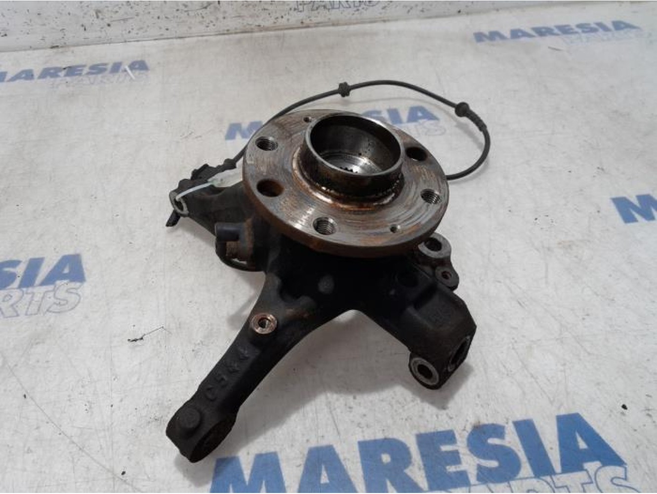 Fiat - Punto - Knuckle, front right