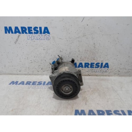 Peugeot - 308 - Air conditioning pump