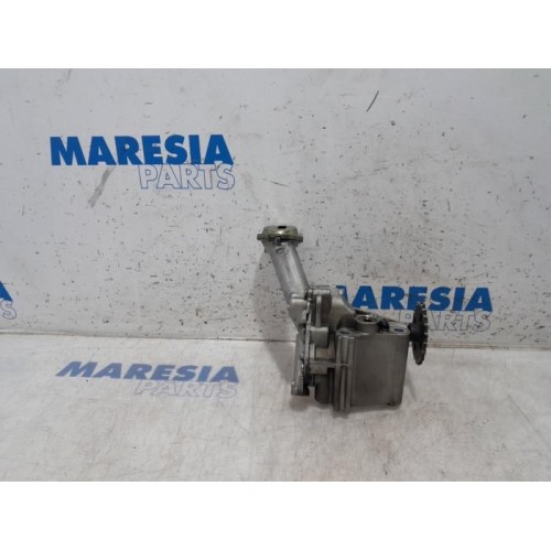Renault - Kangoo - Oil pump