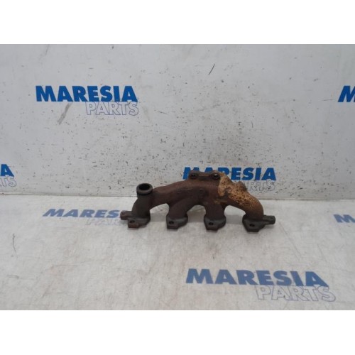 Renault - Kangoo - Exhaust manifold