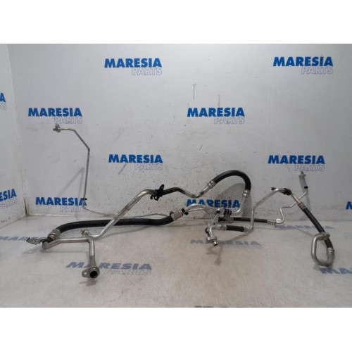 Renault - Megane - Air conditioning line