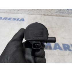 Renault - Megane - Additional water pump