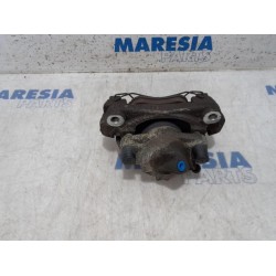 Renault - Megane - Front brake calliper, left