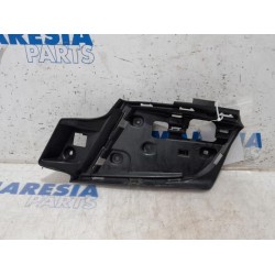 Renault - Megane - Front bumper bracket, left