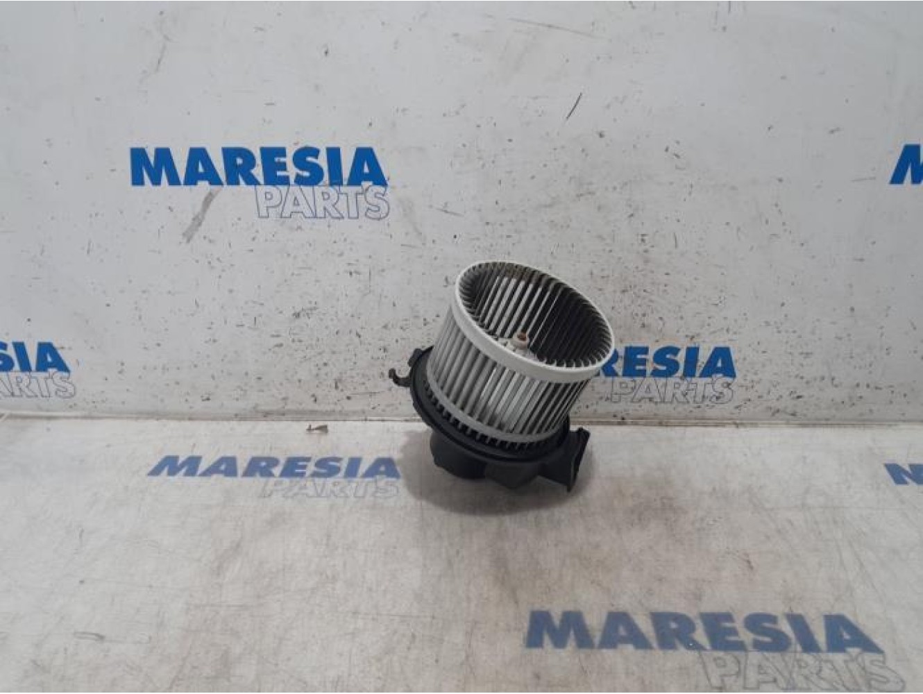 Fiat - 500 - Heating and ventilation fan motor