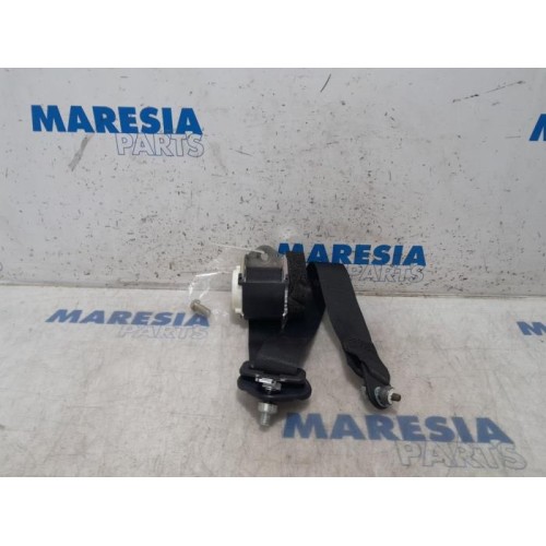 Fiat - 500 - Rear seatbelt, right