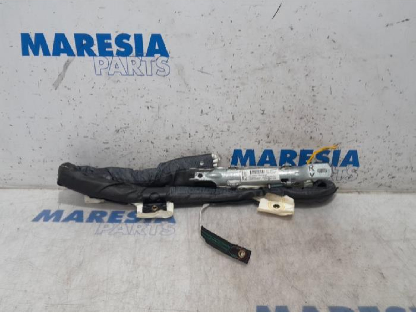 Fiat - 500 - Roof curtain airbag, right