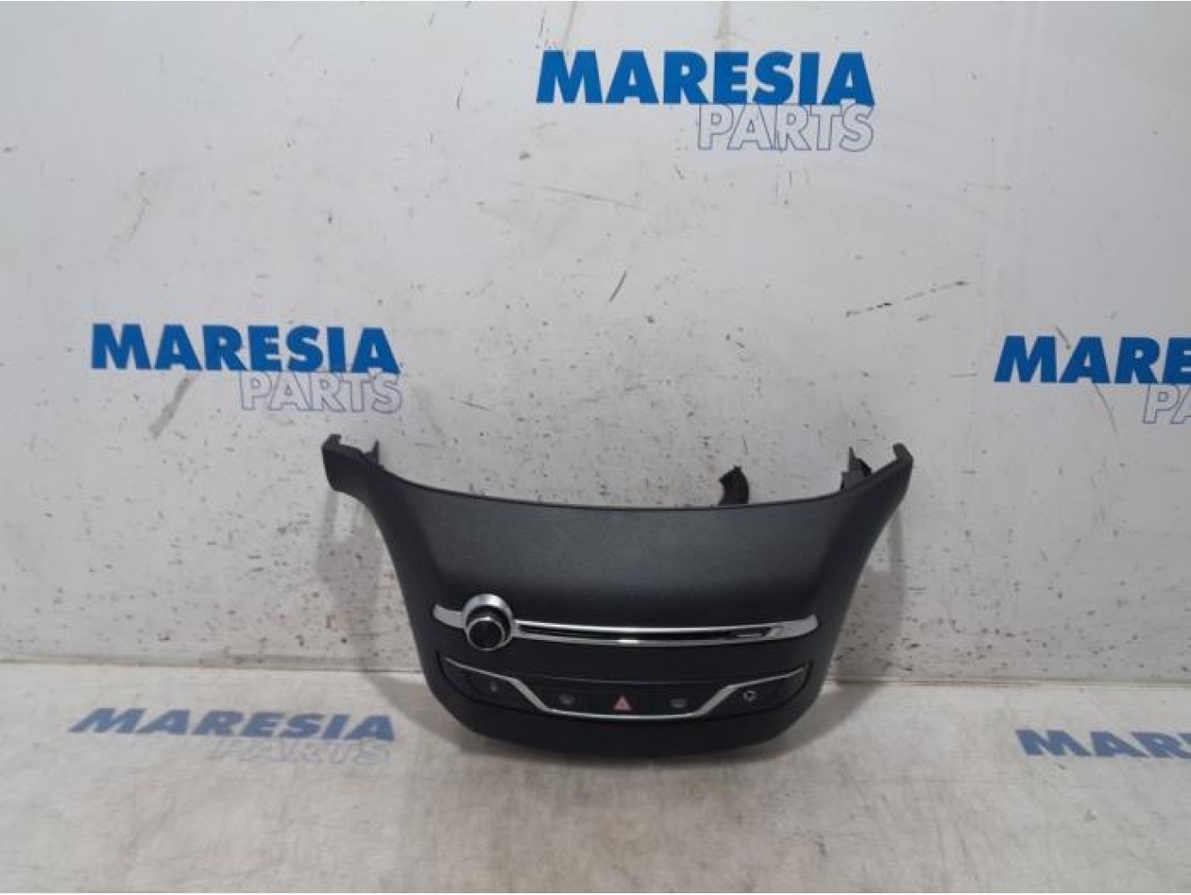 Peugeot - 308 - Radio control panel