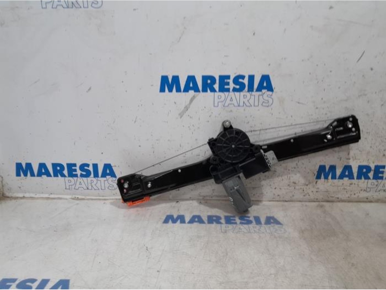 Fiat - Punto - Window mechanism 4-door, front right