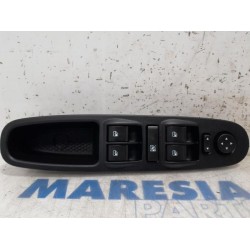 Fiat - Punto - Multi-functional window switch