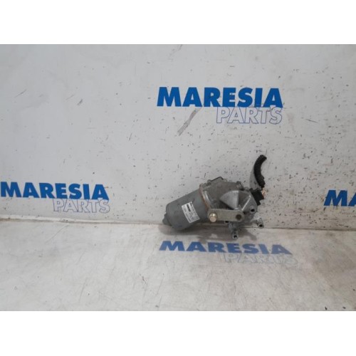 Fiat - Punto - Front wiper motor