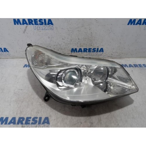Citroen - C5 - Headlight, right