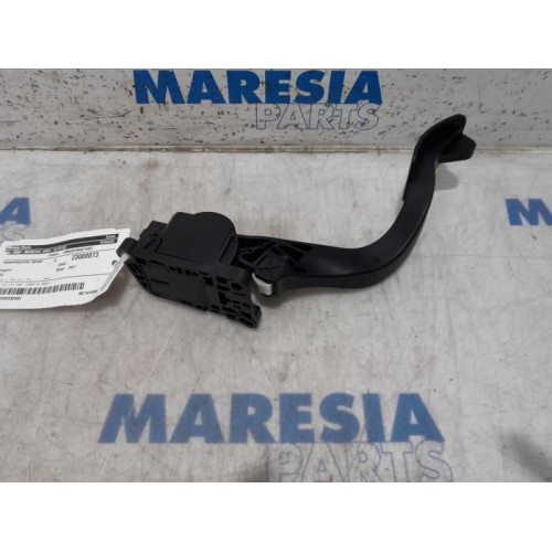 Peugeot - 5008 - Gaspedaalpositie Sensor