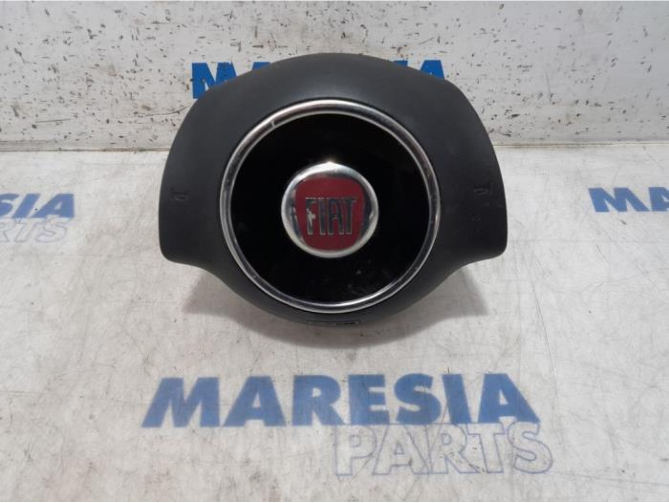 Fiat - 500 - Left airbag (steering wheel)