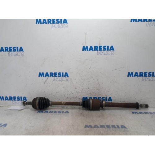 Renault - Scenic - Front drive shaft, right