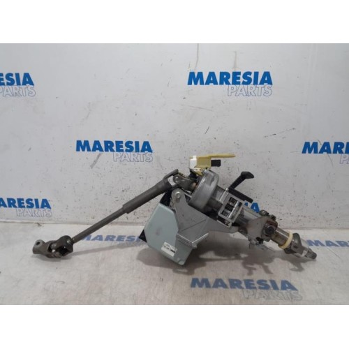 Renault - Scenic - Steering column housing