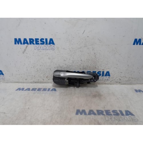 Renault - Scenic - Rear door handle 4-door, right