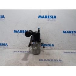 Peugeot - 5008 - Power steering pump