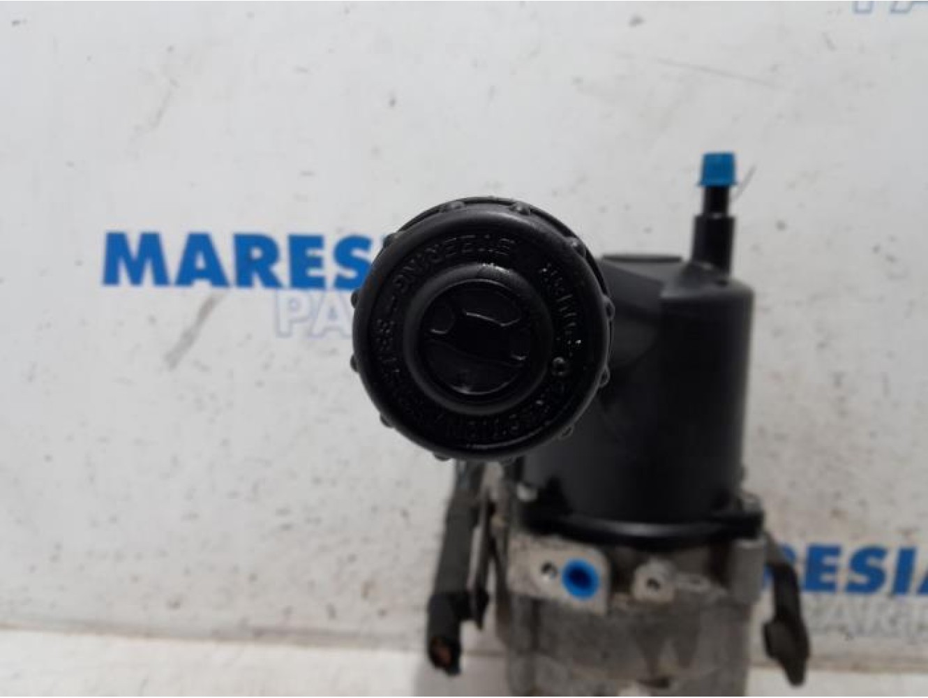 Peugeot - 5008 - Power steering pump