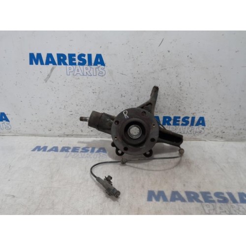 Peugeot - 5008 - Knuckle, front right