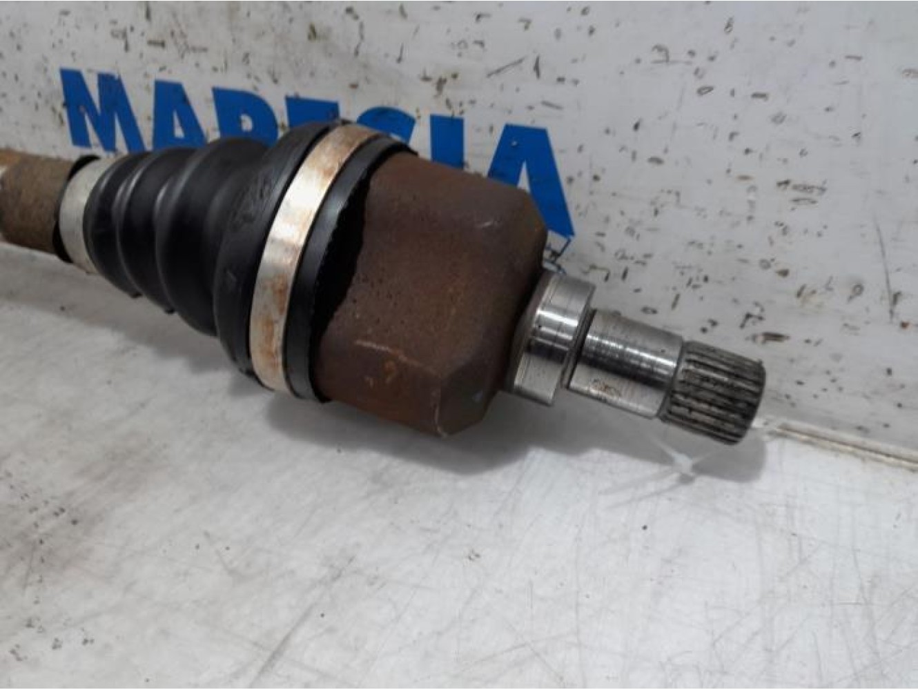 Peugeot - 5008 - Arbre de transmission avant gauche