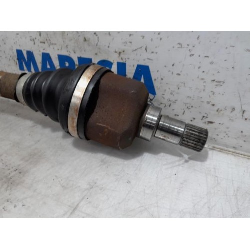 Peugeot - 5008 - Front drive shaft, left