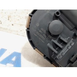 Peugeot - 5008 - Front wiper motor