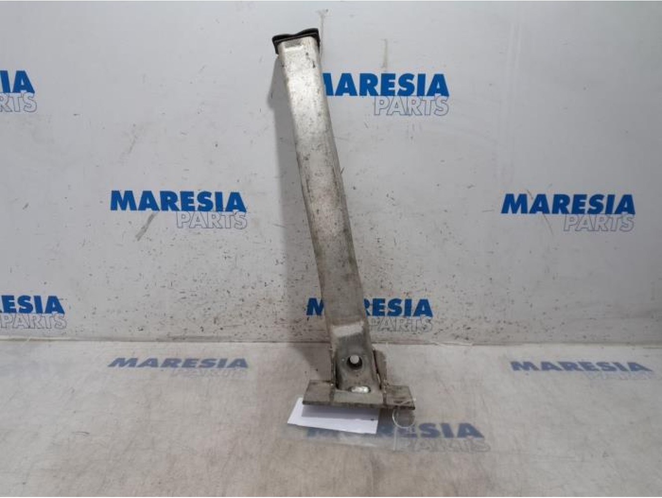 Peugeot - 5008 - Subframe