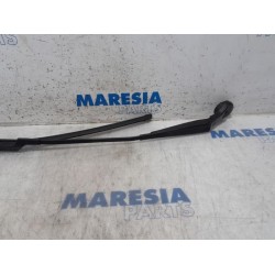 Citroen - C4 Grand Picasso - Front wiper arm