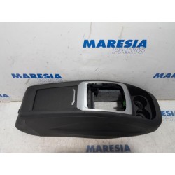 Citroen - C4 Grand Picasso - Middle console