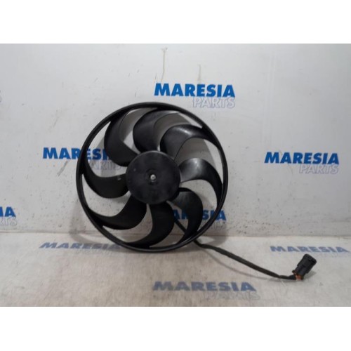 Citroen - C4 Grand Picasso - Fan motor