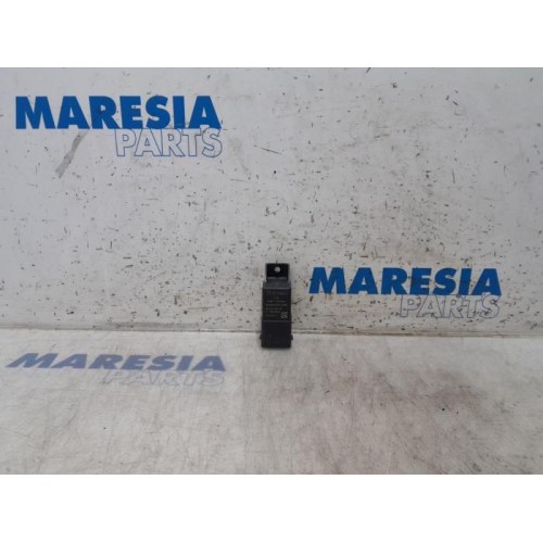 Citroen - C4 Grand Picasso - Glow plug relay