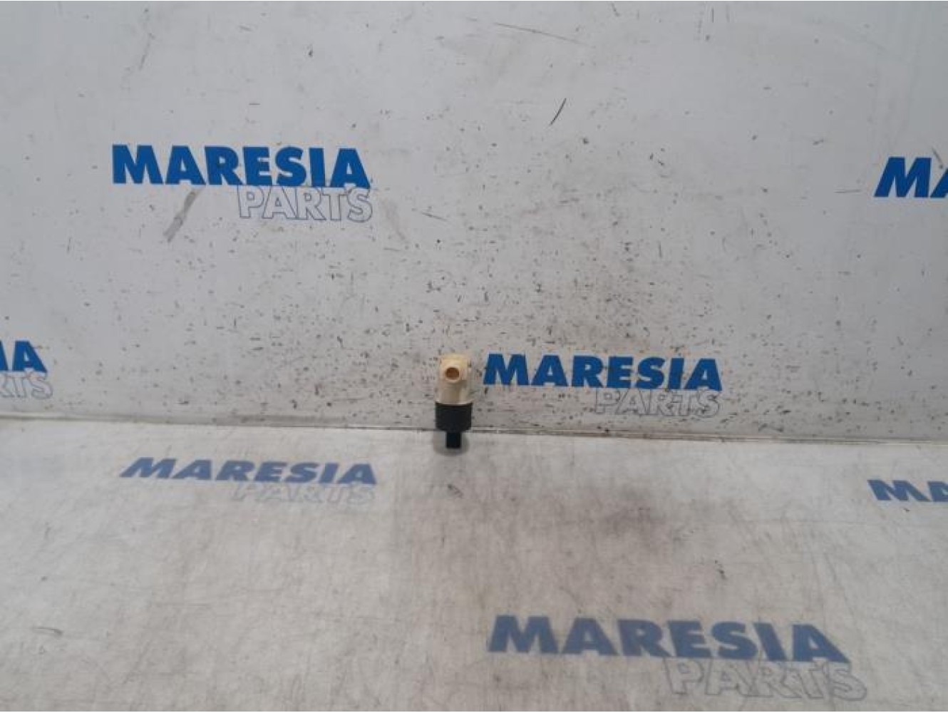 Citroen - C-Elysee - Windscreen washer pump