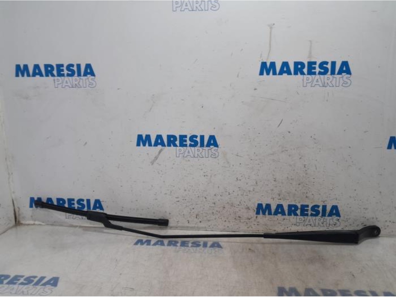 Peugeot - Partner - Front wiper arm