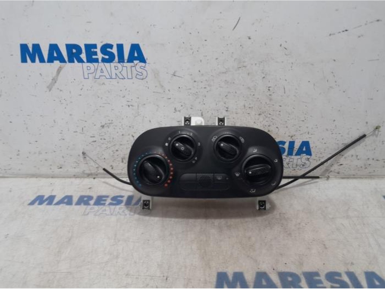 Fiat - 500 - Heater control panel