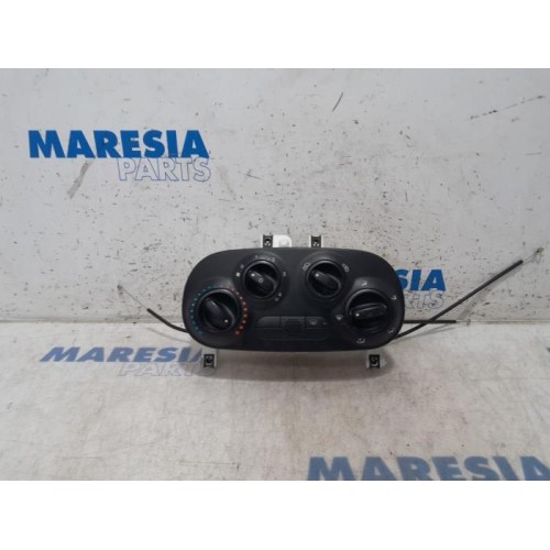 Fiat - 500 - Heater control panel