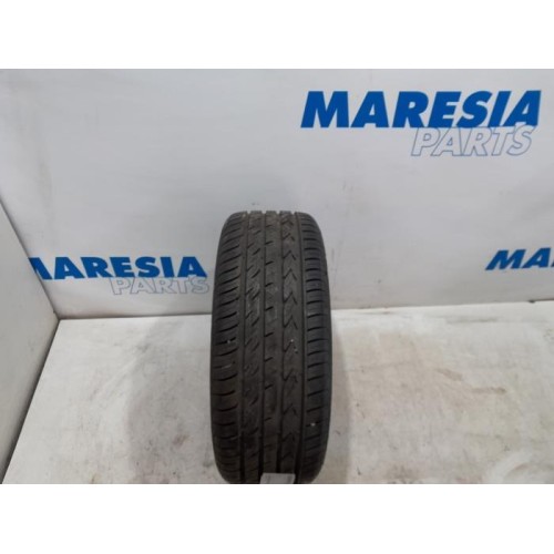 Renault - Espace - Tyre