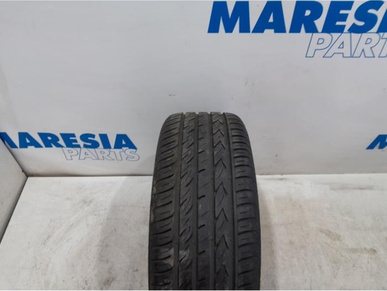 Renault - Espace - Tyre