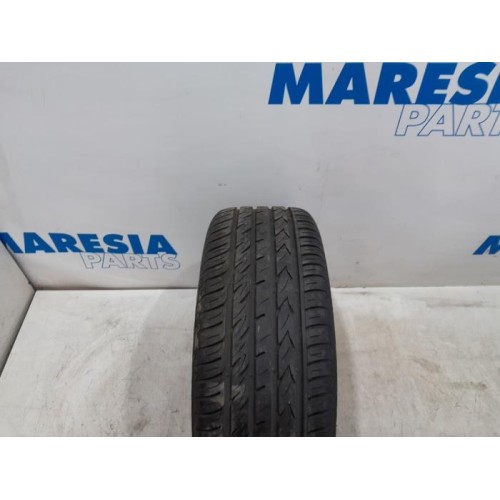 Renault - Espace - Tyre