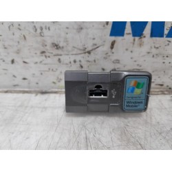 Fiat - 500 - AUX / USB connection