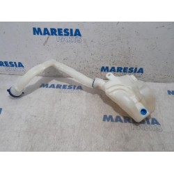 Peugeot - 208 - Front windscreen washer reservoir